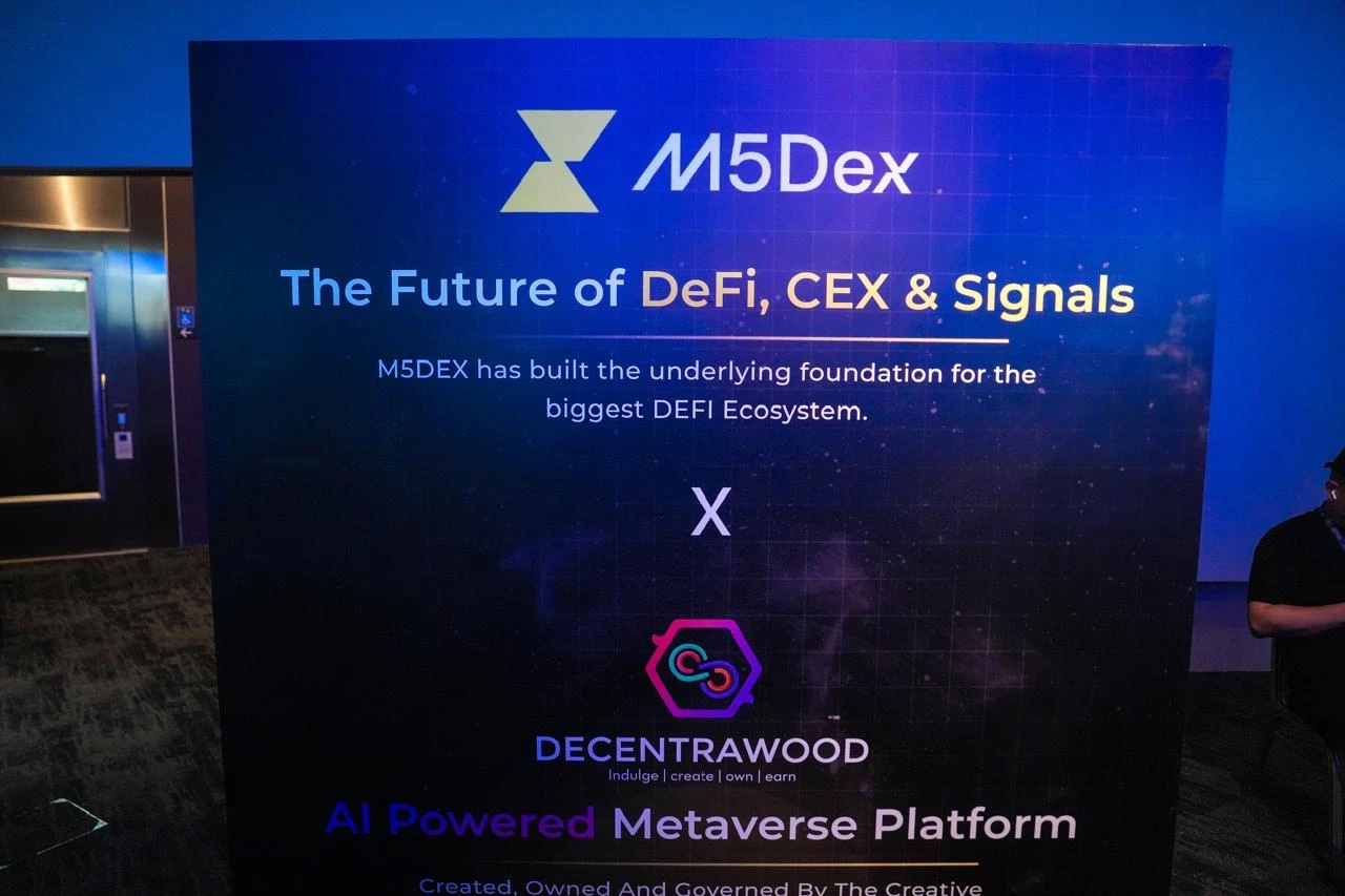 The M5DEX × Decentrawood stand